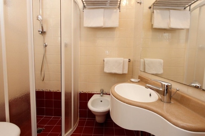Imagen de la habitación del Hotel Ben Hur, Rimini. Foto 7