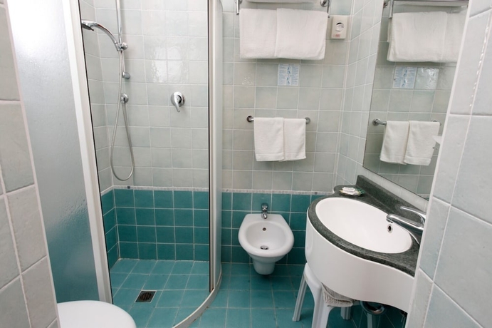 Imagen de la habitación del Hotel Ben Hur, Rimini. Foto 8