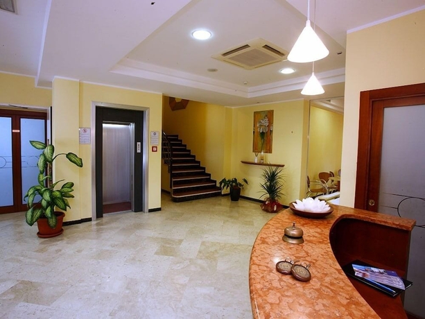 Imagen de los interiores del Hotel Ben Hur, Rimini. Foto 16