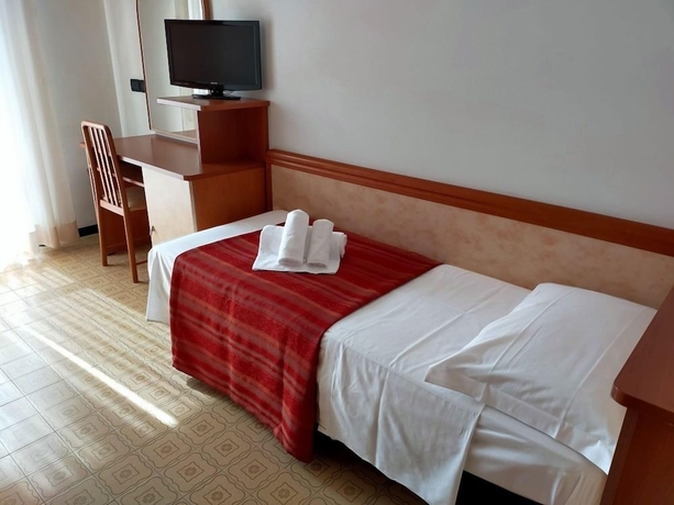 Imagen de la habitación del Hotel Ben Hur, Rimini. Foto 13