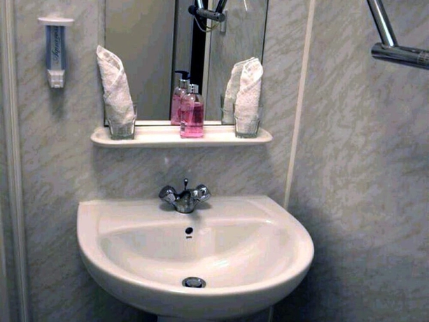 Imagen de la habitación del Hotel Ben Mhor. Foto 8