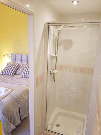 Imagen de la habitación del Hotel Ben Sheann. Foto 9