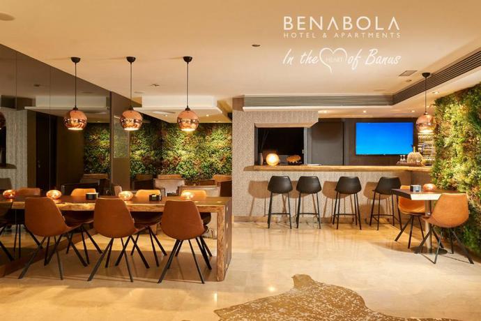 Imagen del bar/restaurante del Hotel Benabola Hotel y Suites. Foto 7