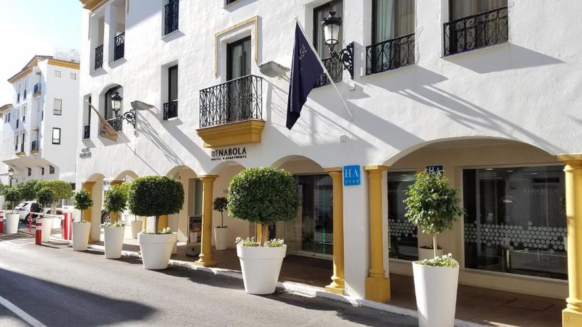 Imagen de los exteriores del Hotel Benabola Hotel y Suites. Foto 22