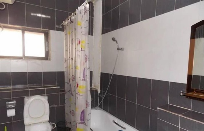 Imagen de la habitación del Hotel Benac Suites. Foto 3