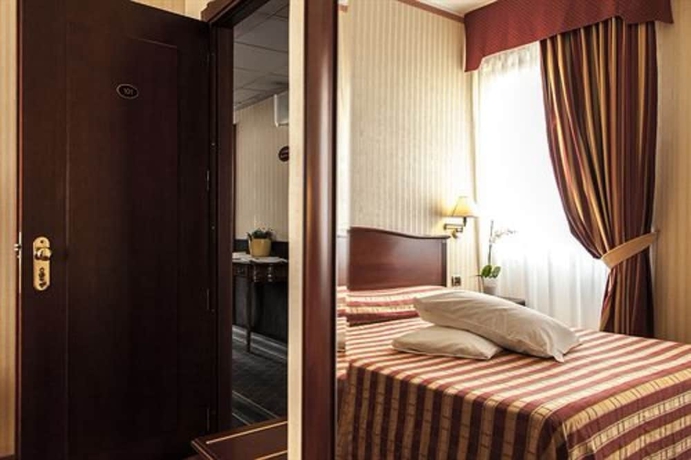 Imagen de la habitación del Hotel Benaco, Garda. Foto 9
