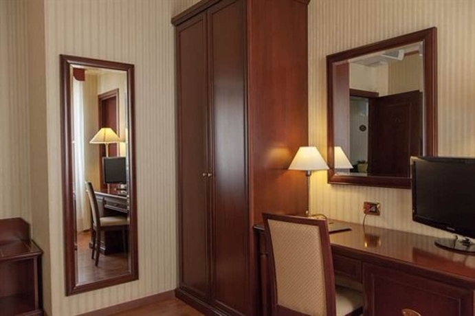 Imagen de la habitación del Hotel Benaco, Garda. Foto 10