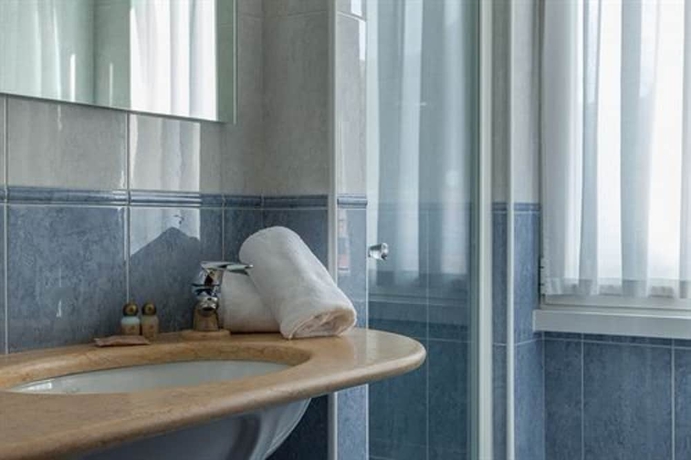 Imagen de la habitación del Hotel Benaco, Garda. Foto 12