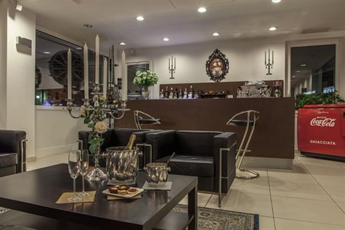 Imagen del bar/restaurante del Hotel Benaco, Garda. Foto 6