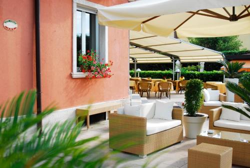 Imagen general del Hotel Benacus, Lazise. Foto 3