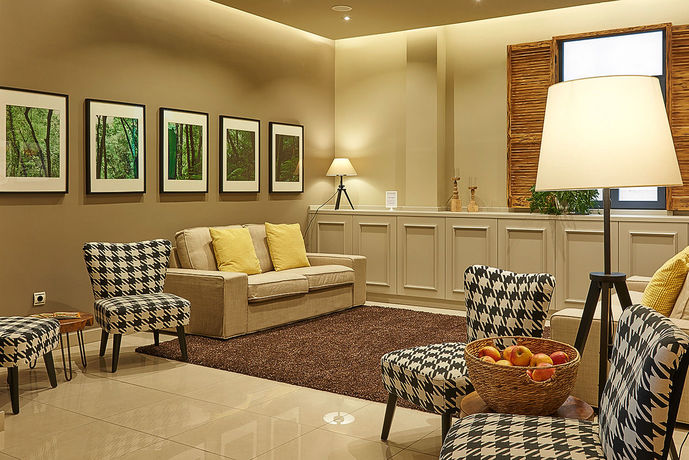 Imagen de los interiores del Hotel Benahoare. Foto 5