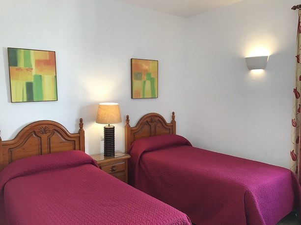 Imagen de la habitación del Hotel Benavista Estepona. Foto 6