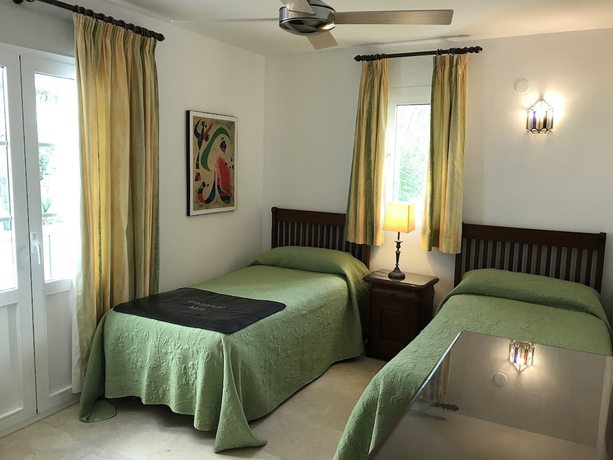 Imagen de la habitación del Hotel Benavista Estepona. Foto 7