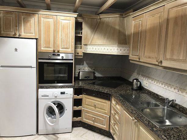 Imagen de la habitación del Hotel Benavista Estepona. Foto 16