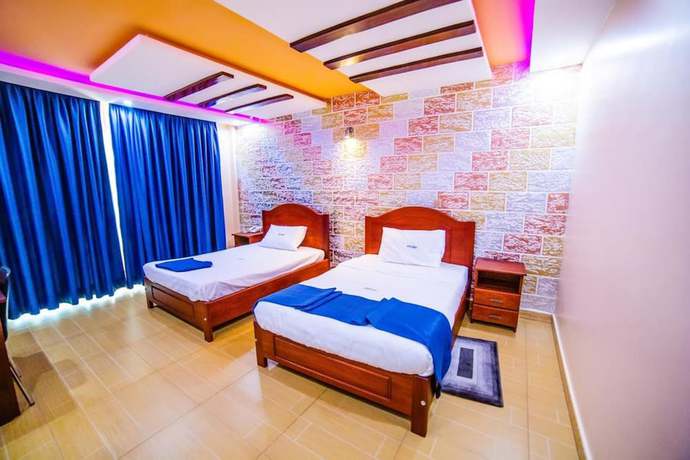 Imagen de la habitación del Hotel Benco. Foto 8