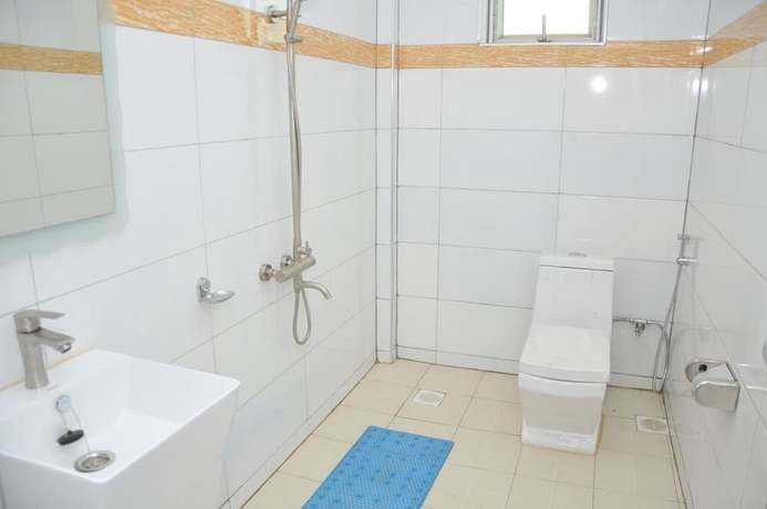 Imagen de la habitación del Hotel Benco. Foto 13