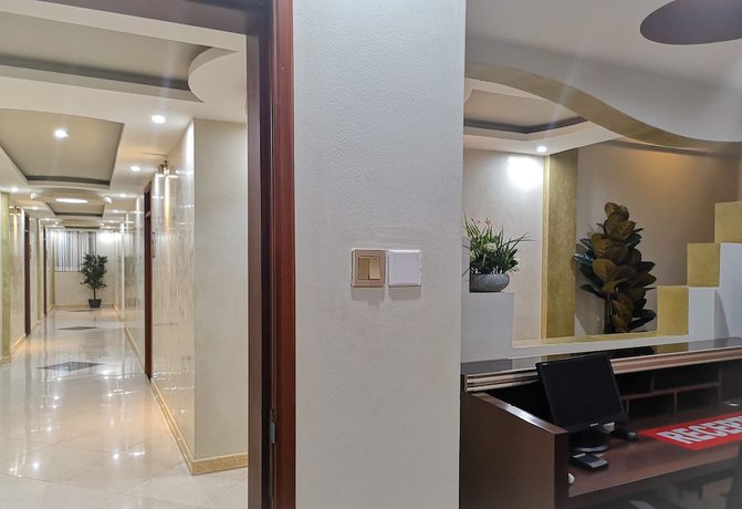 Imagen de los interiores del Hotel Benco. Foto 17