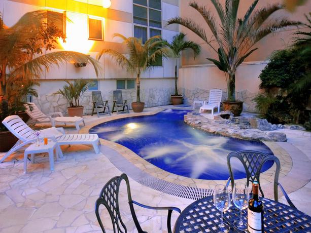 Imagen de la piscina del Hotel Bencoolen @ Bencoolen Street (sg Clean). Foto 17