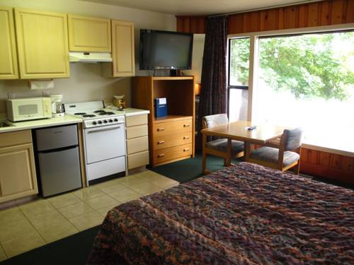 Imagen general del Hotel Bend Riverside Inn & Suites. Foto 1