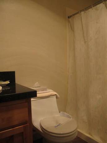 Imagen de la habitación del Hotel Bend Riverside Inn & Suites. Foto 16