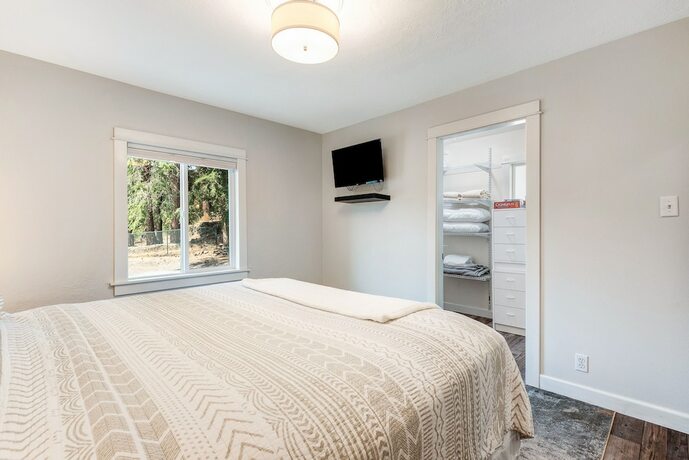 Imagen general del Hotel Bend Riverside Rentals. Foto 4