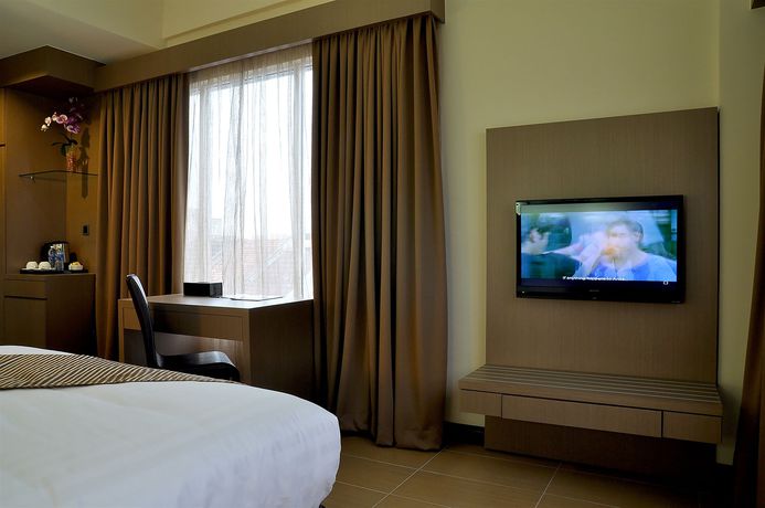 Imagen de la habitación del Hotel Bendahara Makmur. Foto 7