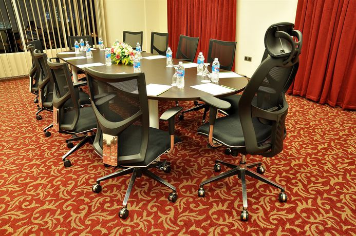 Imagen de los interiores del Hotel Bendahara Makmur. Foto 15