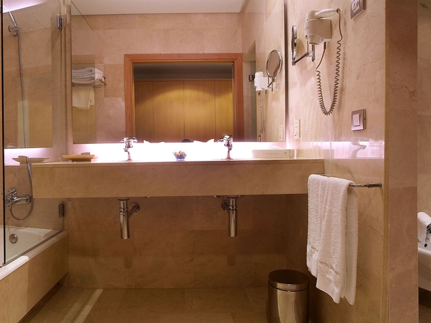 Imagen de la habitación del Hotel Bendinat. Foto 11