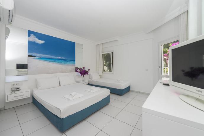 Imagen general del Hotel Bendis Beach. Foto 7