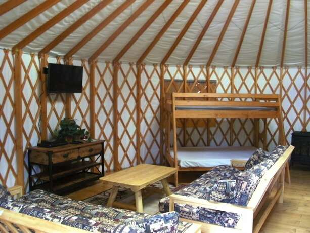 Imagen de la habitación del Hotel Bend-sunriver Rv Campground. Foto 13