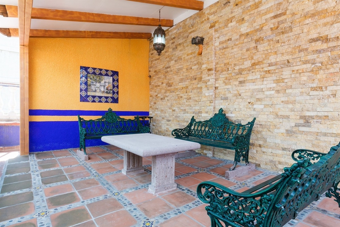 Imagen de los interiores del Hotel Benedicta. Foto 10