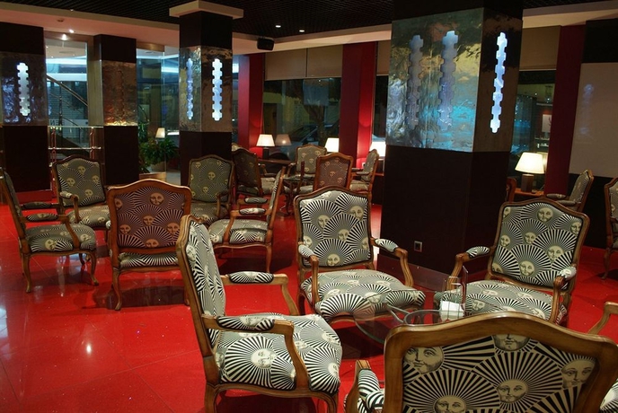 Imagen de los interiores del Hotel Benetússer. Foto 12