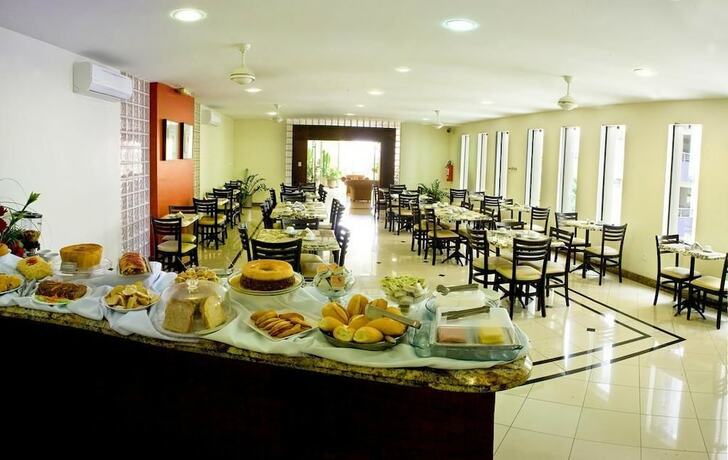Imagen del bar/restaurante del Hotel Benevenuto Palace. Foto 21