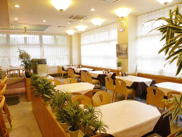 Imagen del bar/restaurante del Hotel Benex Yonezawa. Foto 5