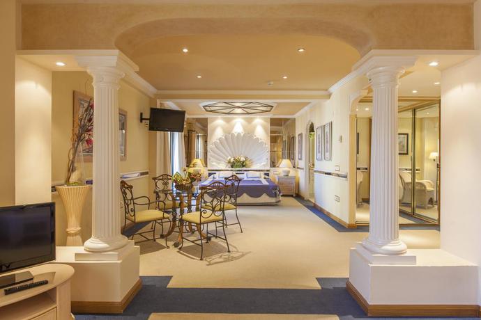 Imagen de la habitación del Hotel Benidorm East By Pierre and Vacances. Foto 8