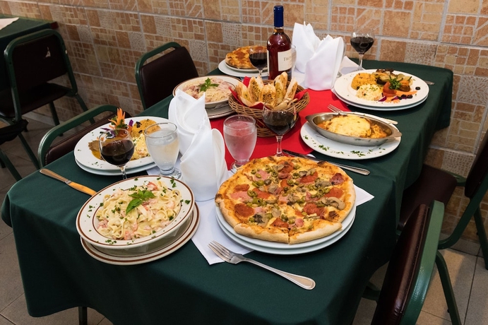 Imagen del bar/restaurante del Hotel Benidorm Panama. Foto 7