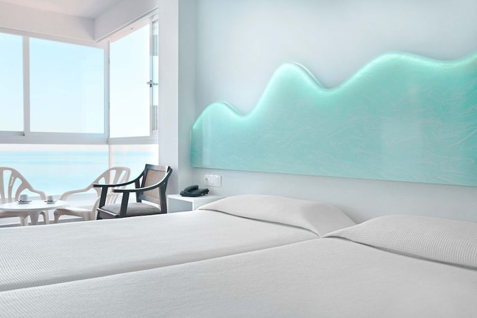 Imagen de la habitación del Hotel Benikaktus. Foto 5