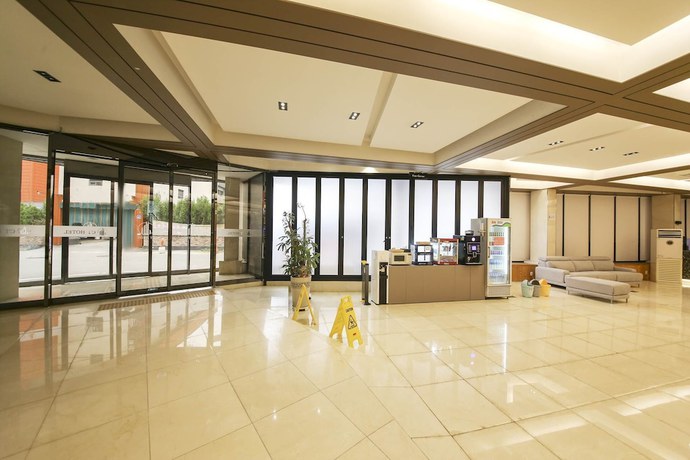 Imagen de los interiores del Hotel Benikea. Foto 15