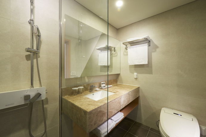 Imagen general del Hotel Benikea Jungmun. Foto 2