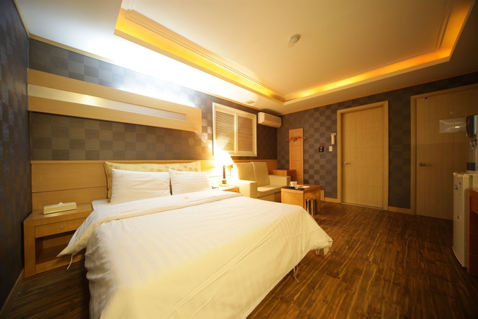 Imagen de la habitación del Hotel Benikea Noblesse. Foto 3