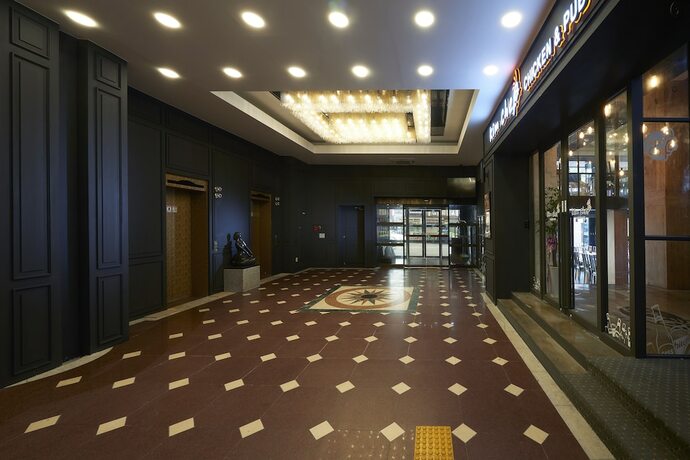 Imagen de los interiores del Hotel Benikea Premier Siheung. Foto 19
