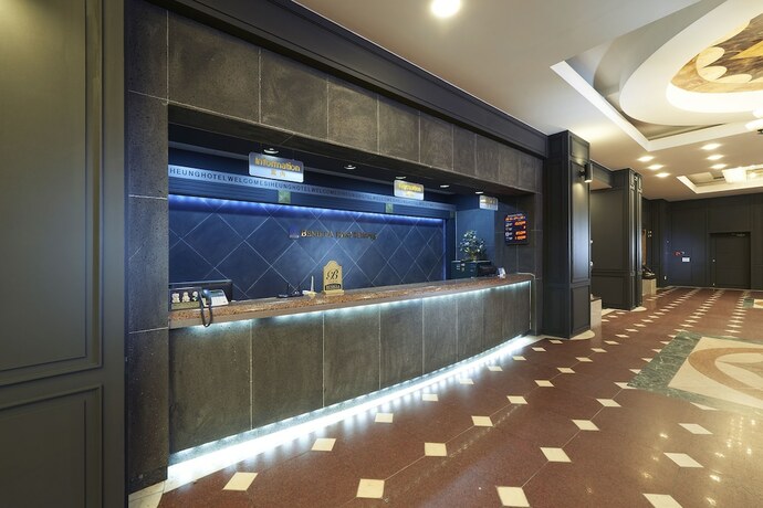 Imagen de los interiores del Hotel Benikea Premier Siheung. Foto 20