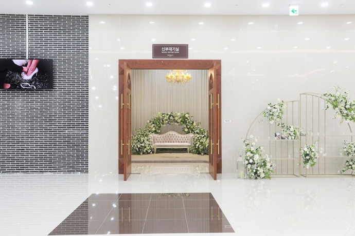 Imagen de los interiores del Hotel Benikea Seosan. Foto 18
