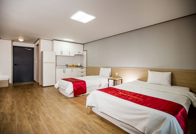 Imagen de la habitación del Hotel Benikea The Jeju Resort. Foto 5