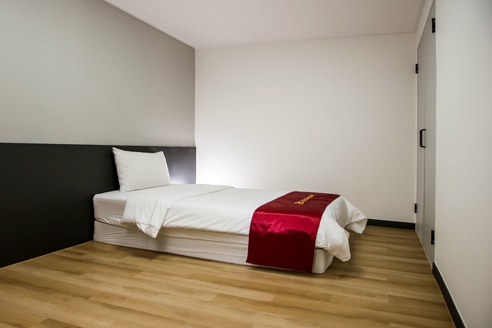 Imagen de la habitación del Hotel Benikea The Jeju Resort. Foto 7