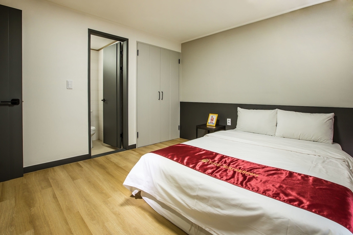 Imagen de la habitación del Hotel Benikea The Jeju Resort. Foto 8