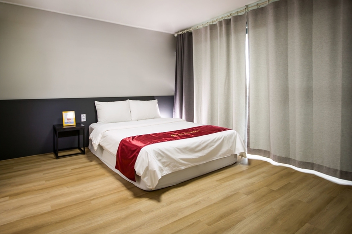 Imagen de la habitación del Hotel Benikea The Jeju Resort. Foto 11