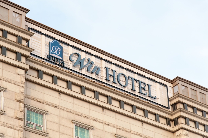 Imagen de los exteriores del Hotel Benikea Win. Foto 11