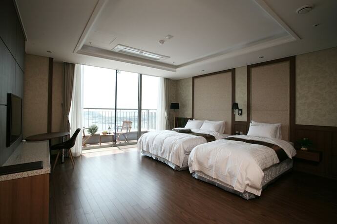 Imagen general del Hotel Benikea Yeosu. Foto 10