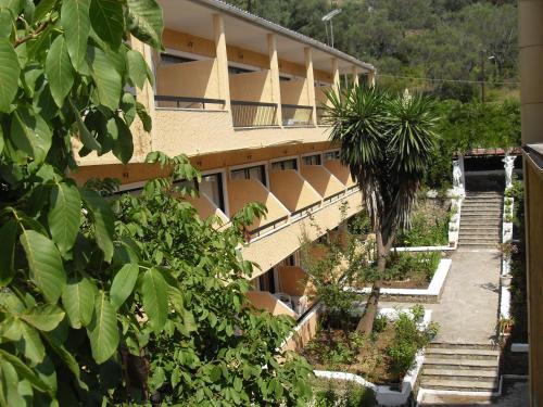 Imagen de la habitación del Hotel Benitses Bay View. Foto 9